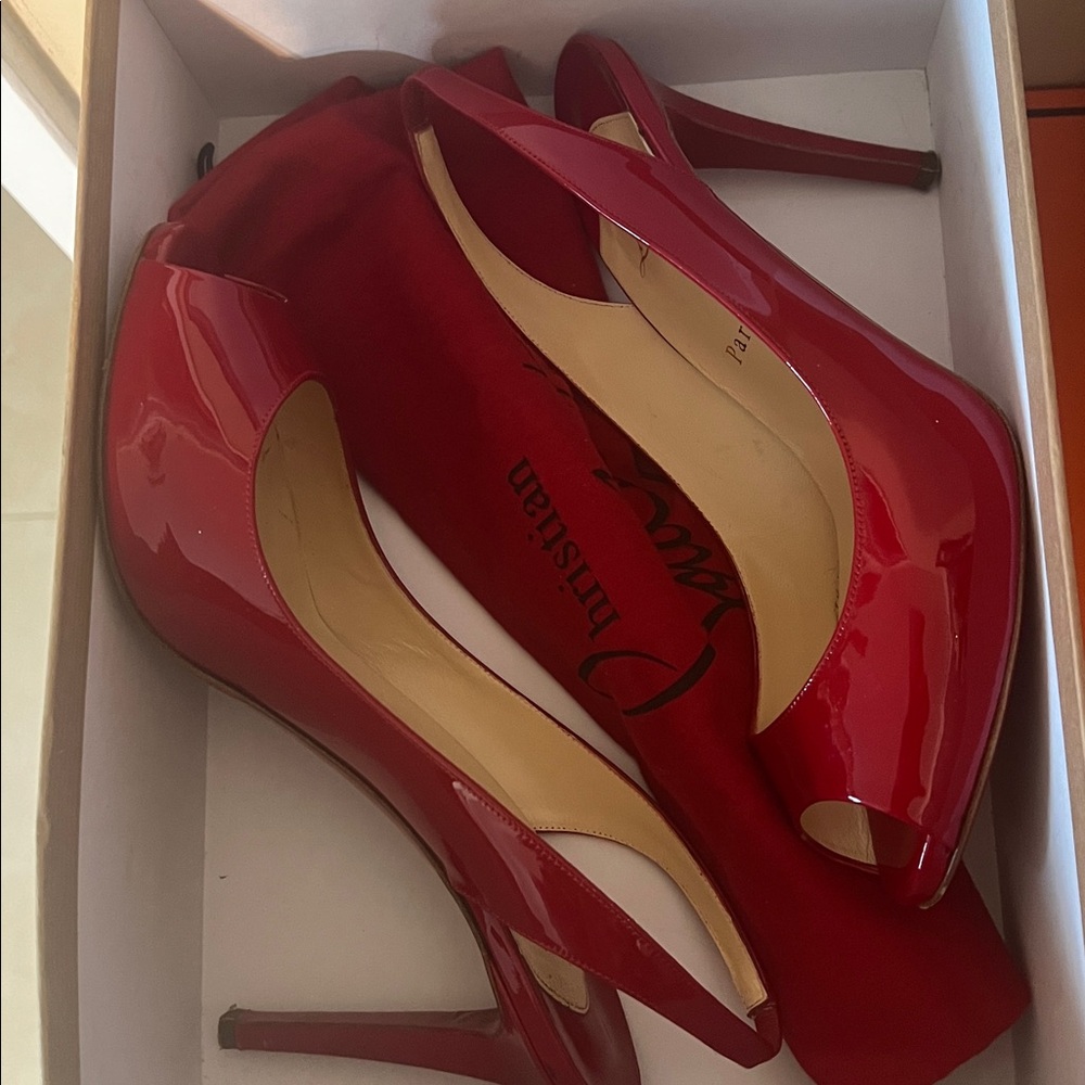 Louboutin red peep toe - Picture 2 of 12